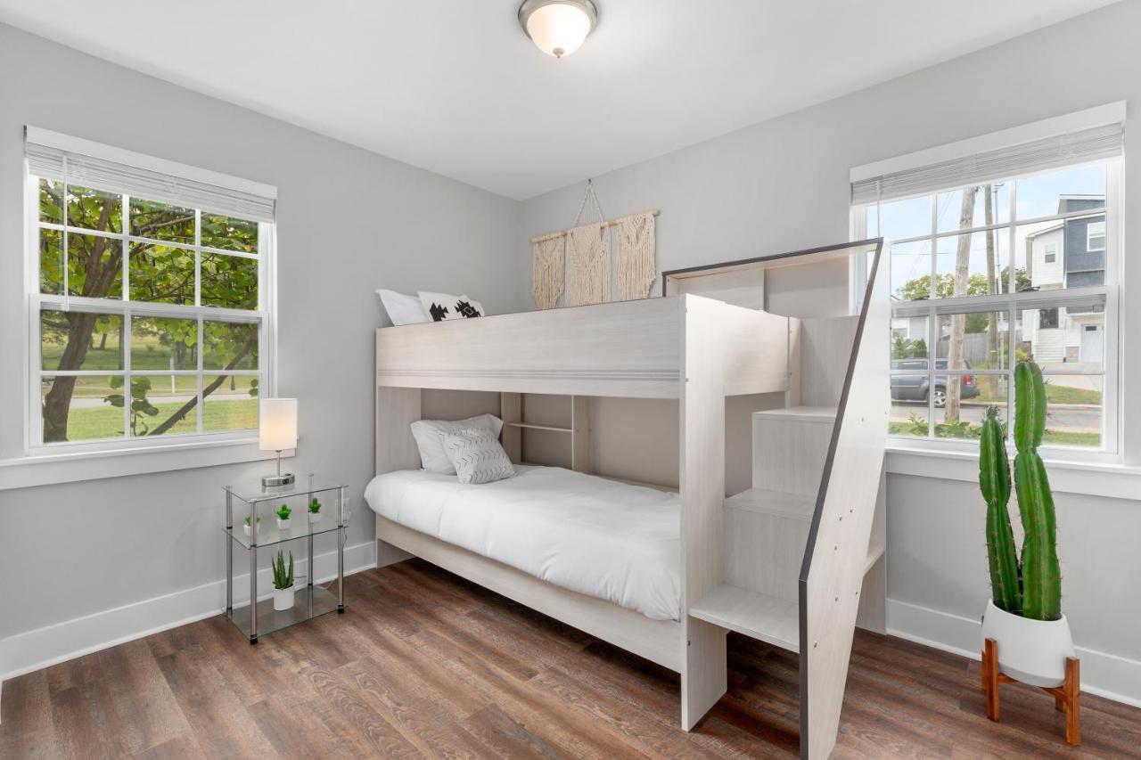 Charming Modern 3-Bedroom Home In East Nashville! エクステリア 写真